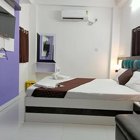 Hotel Green Leaf Kalkuta Zewnętrze zdjęcie